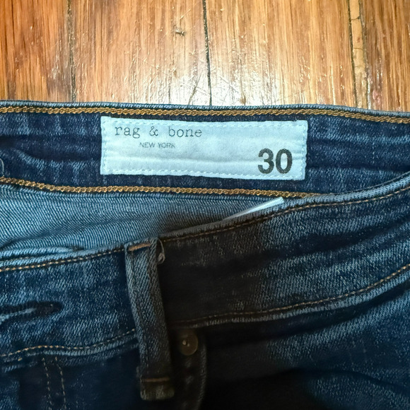 Rag and Bone Jeans Cate Mid-Rise Skinny jeans In Valley Line - Picture 7 of 8